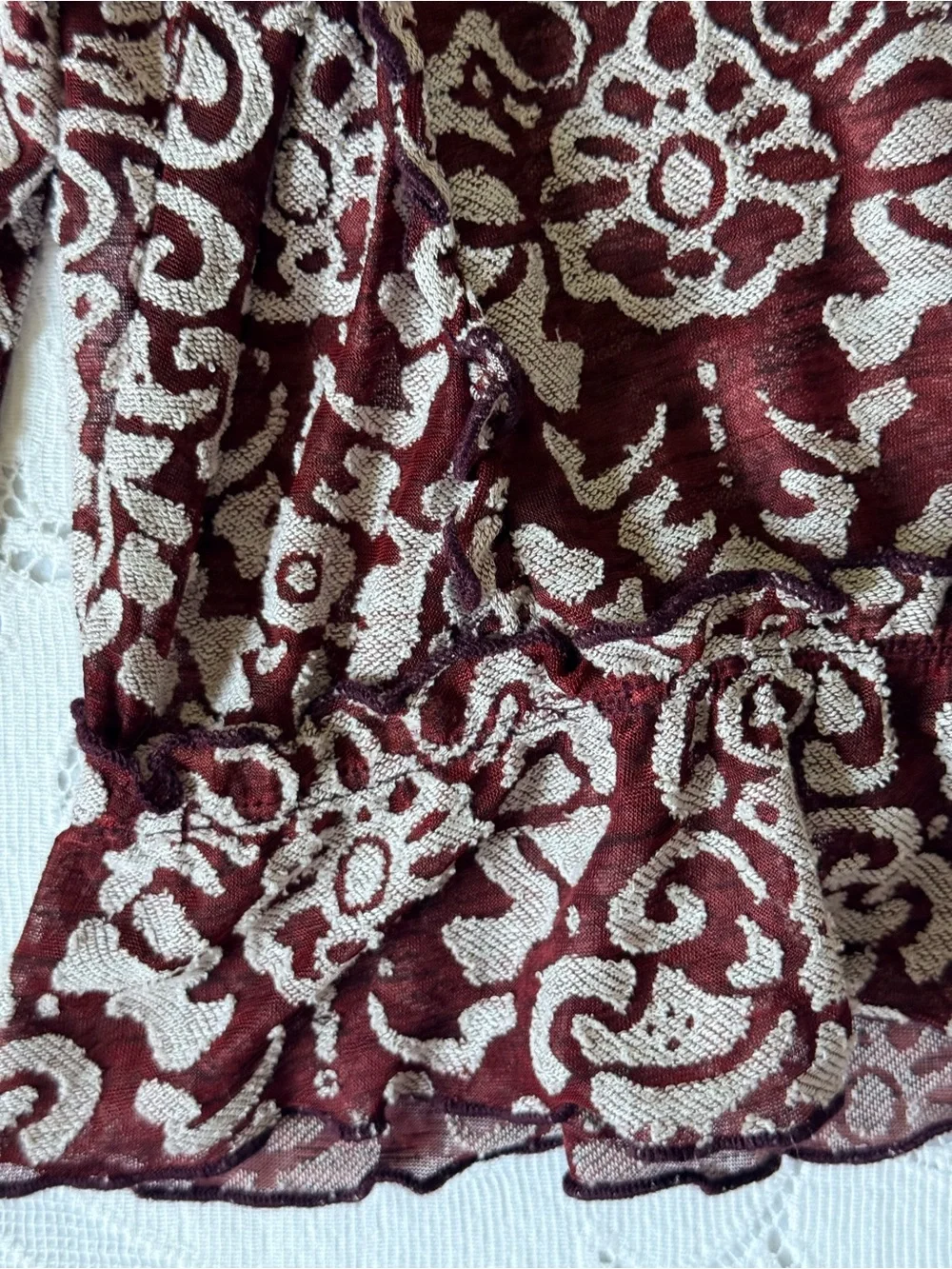 Anthropologie Burgundy Damask Ruffle Crop Top Blouse Medium Balloon Sleeve